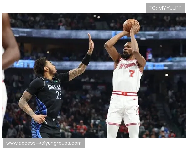 险胜独行侠，火箭队变阵！全新首发出炉，轮换人数＋1，老射手出战